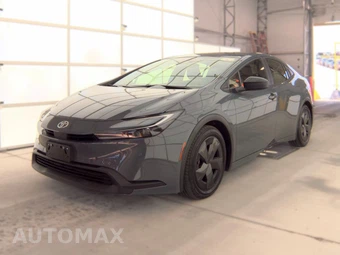 2025 Toyota Prius LE