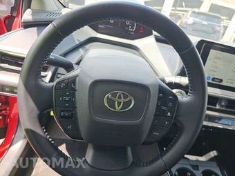 2025 Toyota Prius LE - miniatura 10