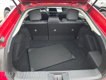 2025 Toyota Prius LE - miniatura 16