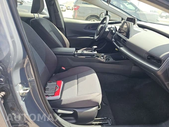 2025 Toyota Prius LE - miniatura 8