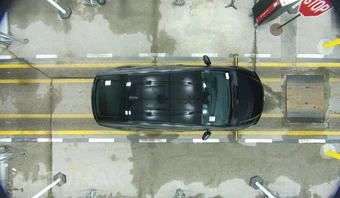 2025 Toyota Prius LE - miniatura 17