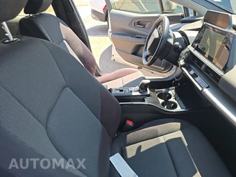 2025 Toyota Prius LE - miniatura 8