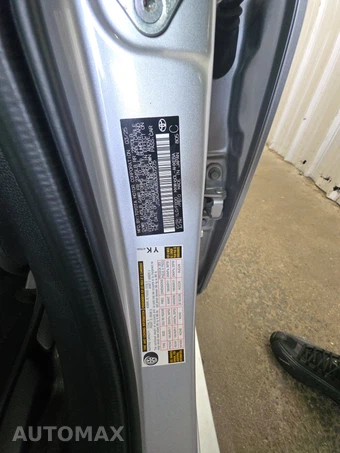 2025 Toyota Prius LE - miniatura 14