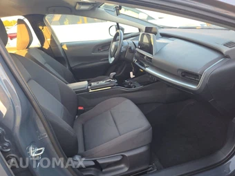 2025 Toyota Prius LE - miniatura 8