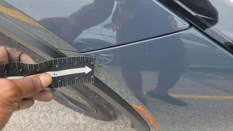 2025 Toyota Prius LE - miniatura 21