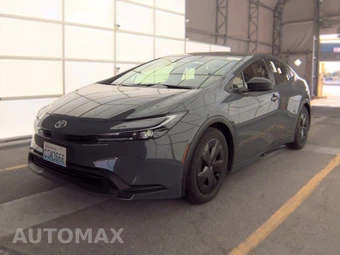 2025 Toyota Prius LE