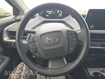2025 Toyota Prius LE - miniatura 10