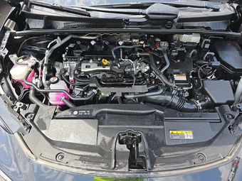 2025 Toyota Prius LE - miniatura 15