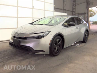 2025 Toyota Prius LE