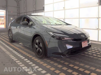 2025 Toyota Prius LE - miniatura 3