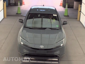 2025 Toyota Prius LE - miniatura 2