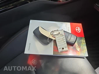 2025 Toyota Prius Plug-In Hybrid XSE - miniatura 21