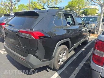 2025 Toyota RAV4 Hybrid LE - miniatura 3