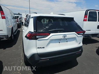 2025 Toyota RAV4 Hybrid LE - miniatura 5