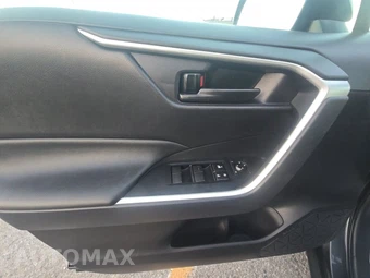 2025 Toyota RAV4 Hybrid LE - miniatura 9
