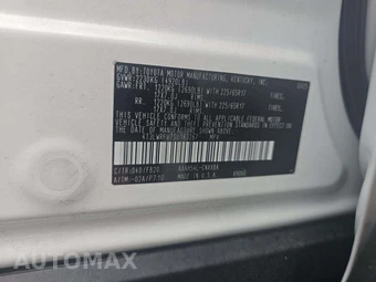 2025 Toyota RAV4 Hybrid LE - miniatura 2