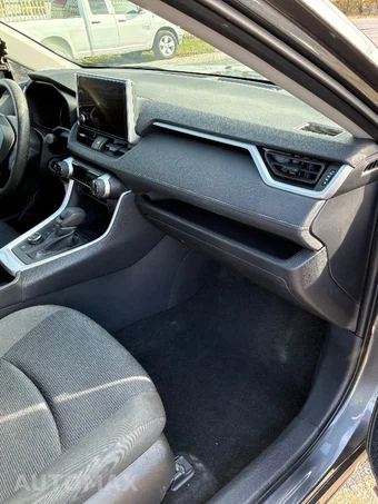 2025 Toyota RAV4 Hybrid LE - miniatura 17