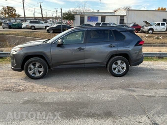 2025 Toyota RAV4 Hybrid LE - miniatura 7