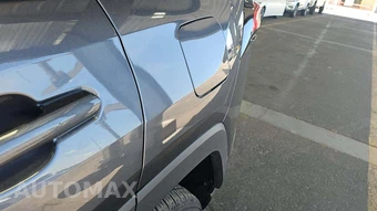 2025 Toyota RAV4 Hybrid LE - miniatura 25