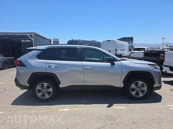2025 Toyota RAV4 Hybrid LE - miniatura 4