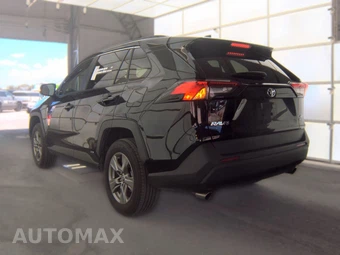 2025 Toyota RAV4 Hybrid LE - miniatura 8