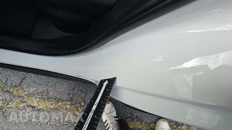 2025 Toyota RAV4 Hybrid LE - miniatura 32