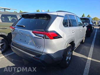 2025 Toyota RAV4 Hybrid LE - miniatura 4