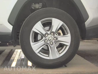 2025 Toyota RAV4 Hybrid LE - miniatura 12