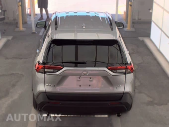 2025 Toyota RAV4 Hybrid LE - miniatura 6
