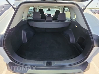 2025 Toyota RAV4 Hybrid LE - miniatura 17