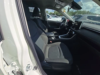 2025 Toyota RAV4 Hybrid LE - miniatura 14