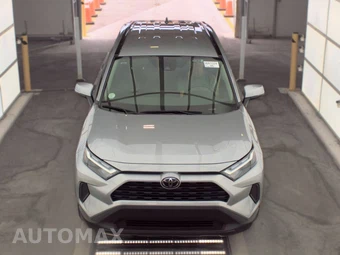2025 Toyota RAV4 Hybrid LE – miniatura 2