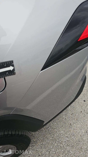 2025 Toyota RAV4 Hybrid LE – miniatura 26