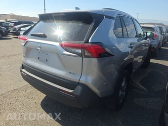 2025 Toyota RAV4 Hybrid LE - miniatura 4