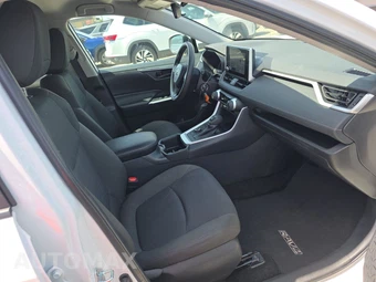 2025 Toyota RAV4 Hybrid LE - miniatura 14