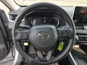 2025 Toyota RAV4 Hybrid LE - miniatura 16