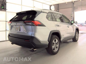 2025 Toyota RAV4 Hybrid LE - miniatura 5