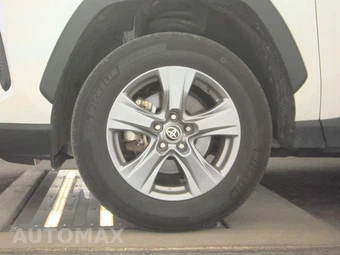2025 Toyota RAV4 Hybrid LE - miniatura 9