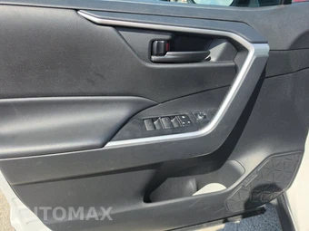2025 Toyota RAV4 Hybrid LE - miniatura 15