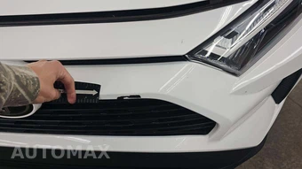 2025 Toyota RAV4 Hybrid LE - miniatura 28