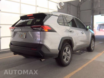 2025 Toyota RAV4 Hybrid LE - miniatura 5