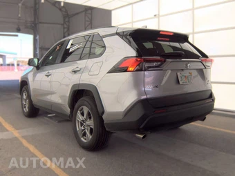2025 Toyota RAV4 Hybrid LE - miniatura 8