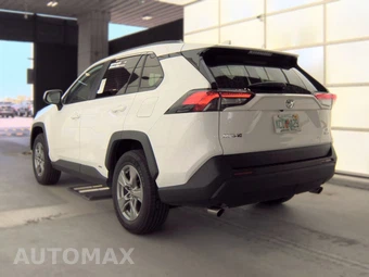 2025 Toyota RAV4 Hybrid LE - miniatura 8