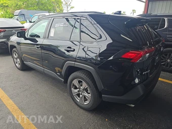 2025 Toyota RAV4 Hybrid LE - miniatura 6