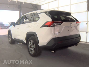 2025 Toyota RAV4 Hybrid LE - miniatura 8