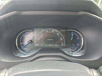2025 Toyota RAV4 Hybrid LE - miniatura 6