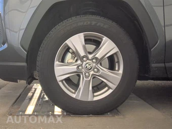 2025 Toyota RAV4 Hybrid LE - miniatura 9