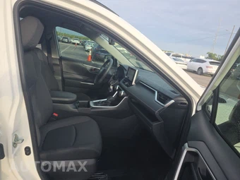 2025 Toyota RAV4 Hybrid LE - miniatura 8