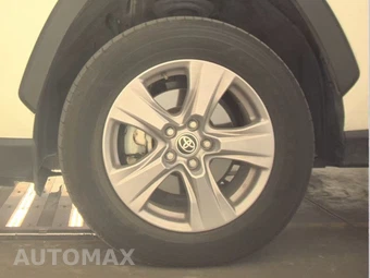 2025 Toyota RAV4 Hybrid LE - miniatura 9
