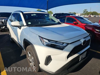 2025 Toyota RAV4 Hybrid LE - miniatura 3